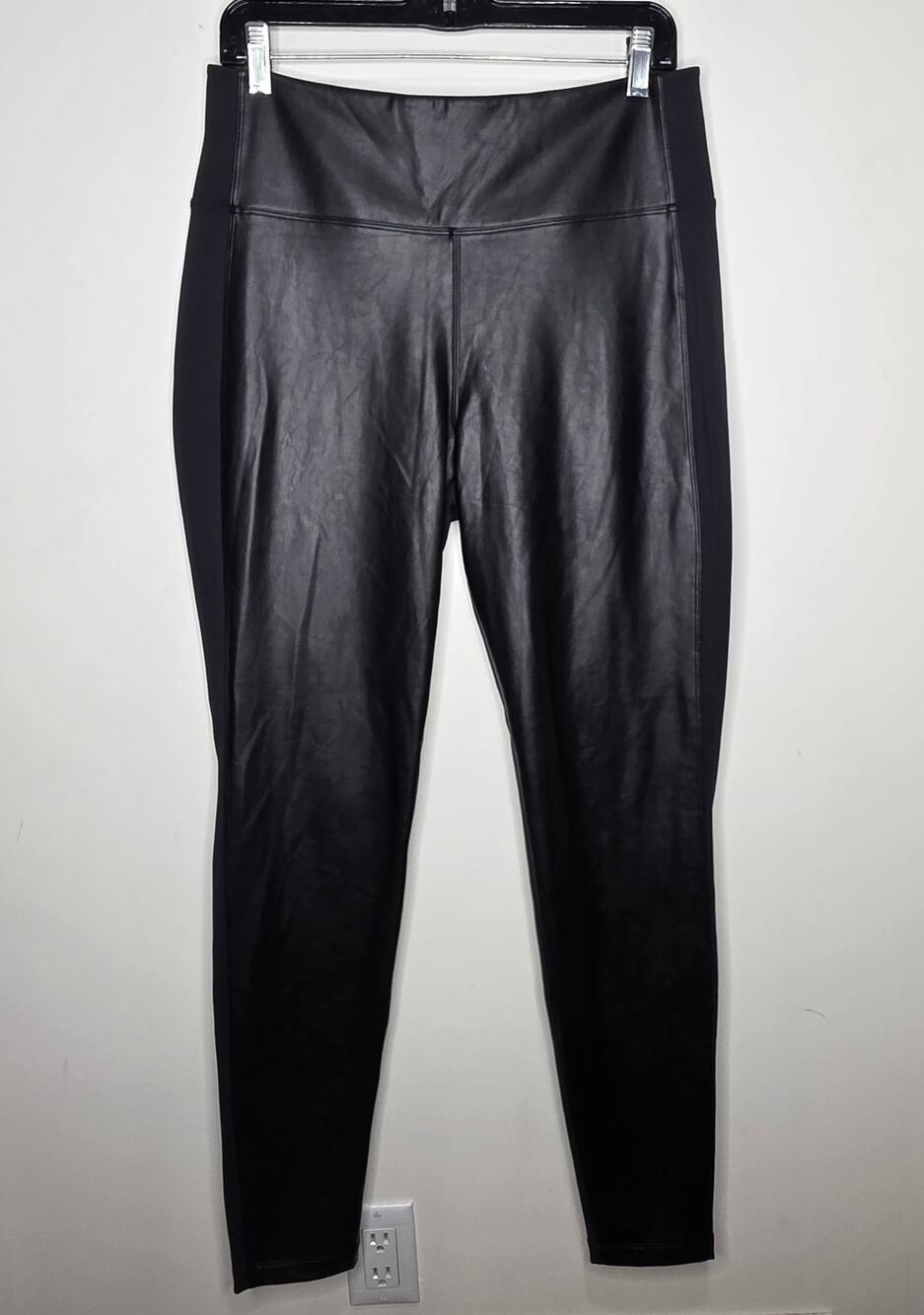 Athleta Delancy shine tight black leggings rear zipper pockets - large tall / LT